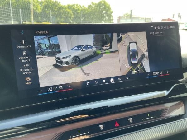BMW i5 eDrive40 Limo M Sport || Autobahnass B&W 360°
