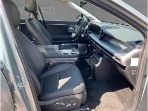 Hyundai IONIQ 9 110kWh 307PS AWD UNIQ 6 SITZER SWIVEL PANO DACH