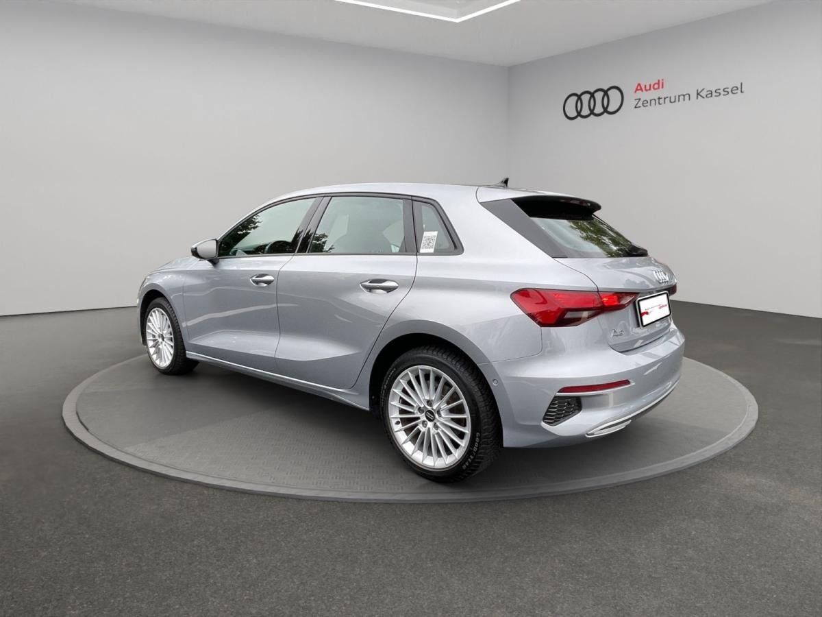 Audi A3 Sportback 30 TFSI LED Navi PDC+ Teilleder