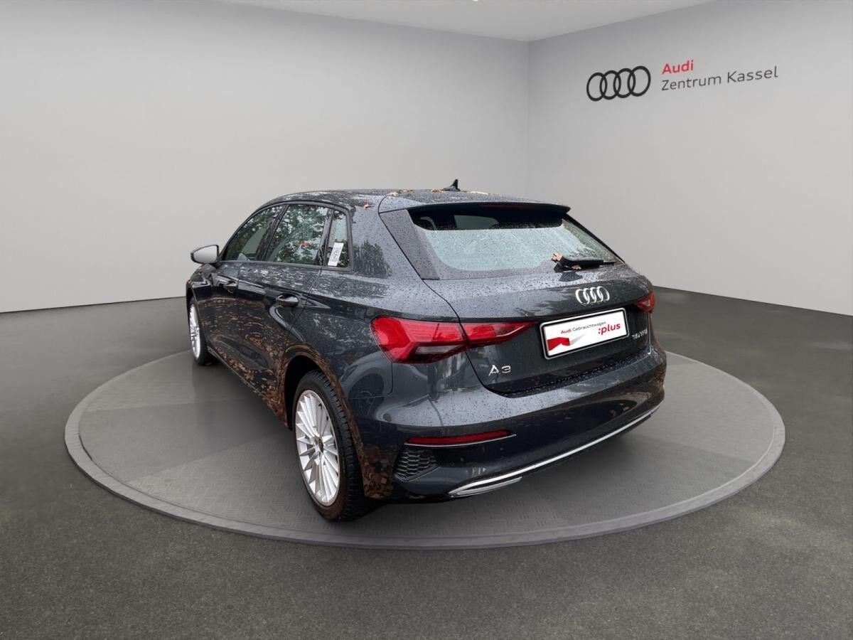 Audi A3 Sportback 30 TFSI LED Navi PDC+ Teilleder