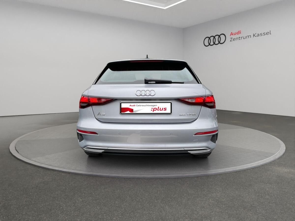 Audi A3 Sportback 30 TFSI LED Navi PDC+ Teilleder
