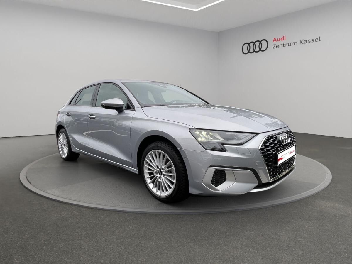 Audi A3 Sportback 30 TFSI LED Navi PDC+ Teilleder