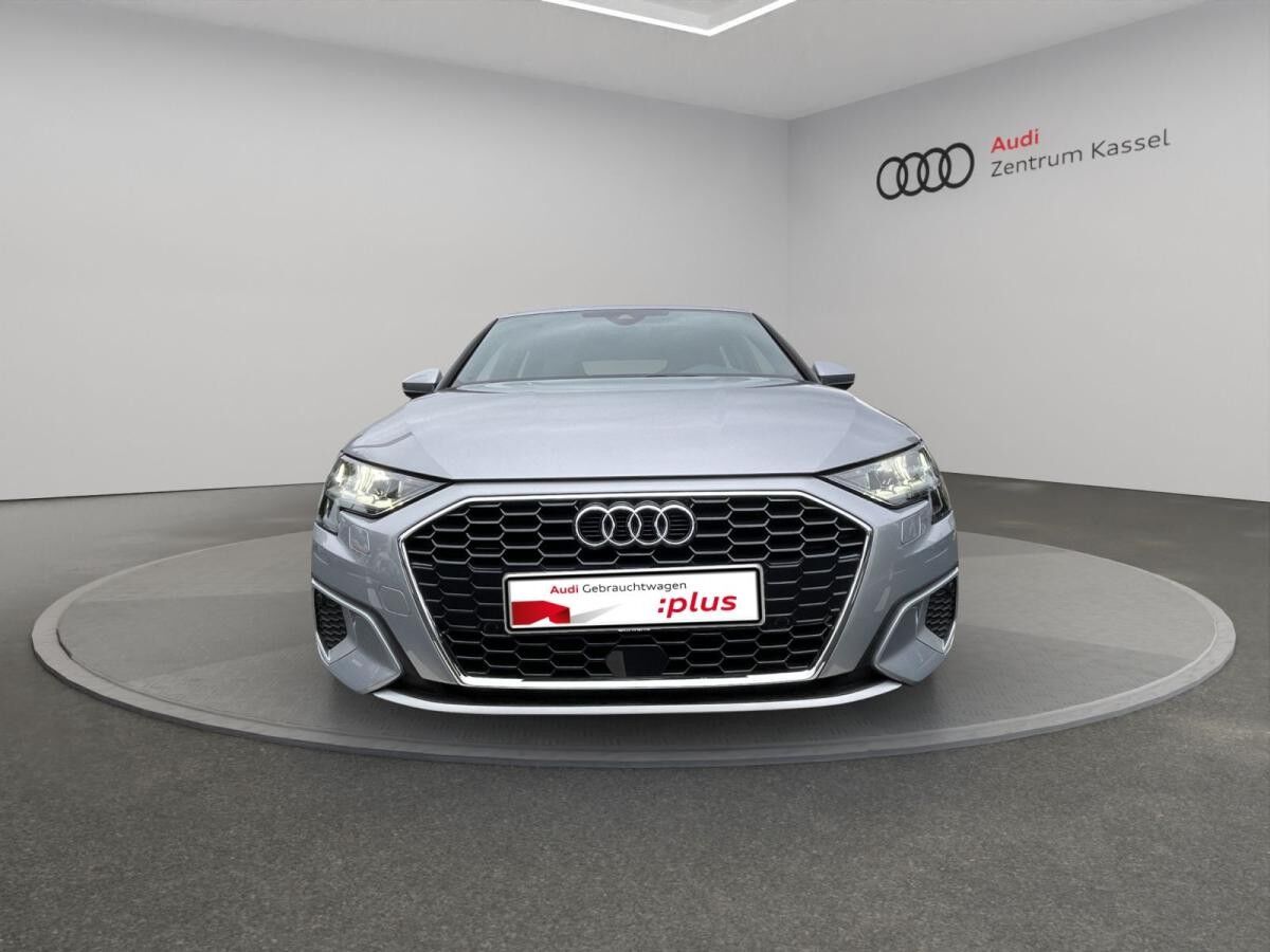 Audi A3 Sportback 30 TFSI LED Navi PDC+ Teilleder