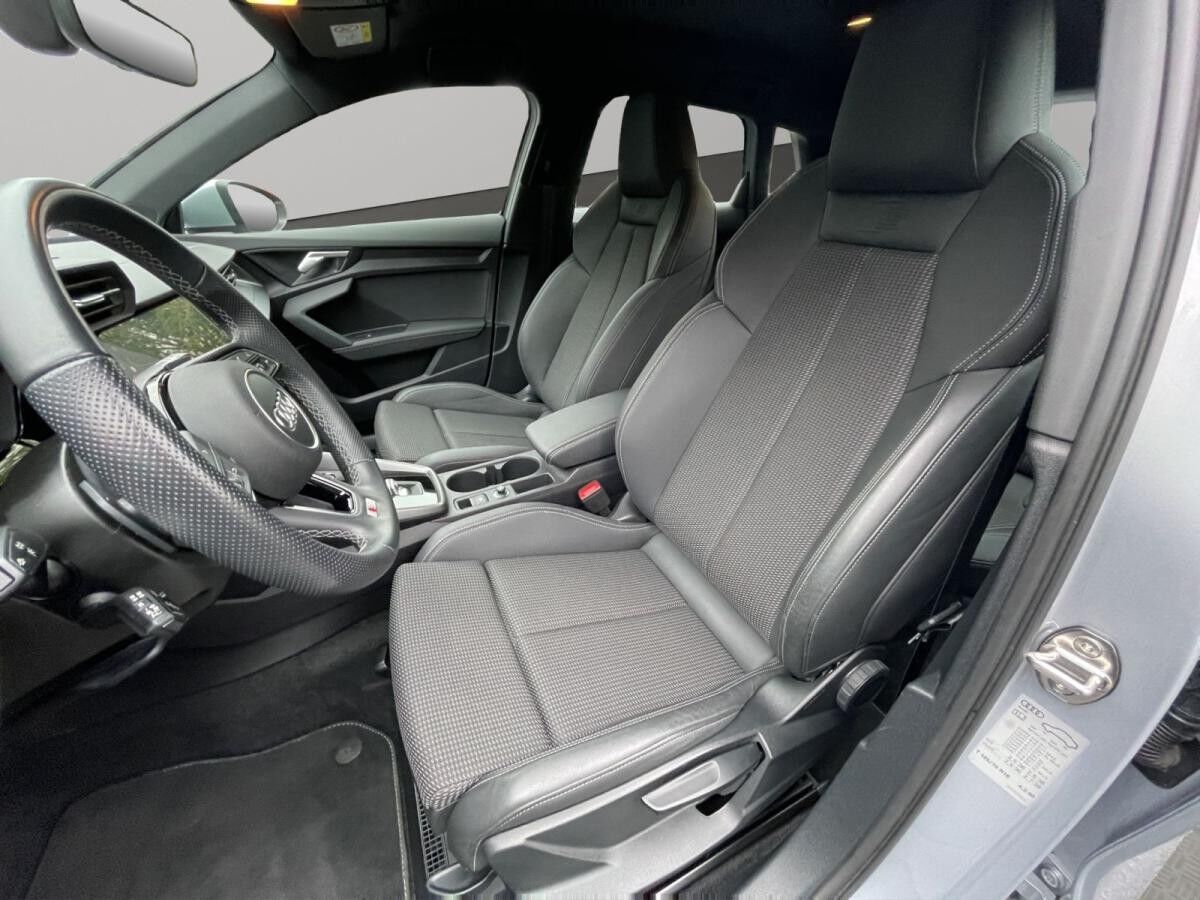 Audi A3 Sportback 30 TFSI LED Navi PDC+ Teilleder