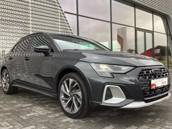 Audi A3 allstreet 35 TFSI S tronic LED Navi AHK StHz RKamera