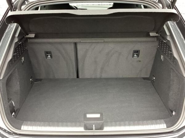Audi A3 allstreet 35 TFSI S tronic LED Navi AHK StHz RKamera