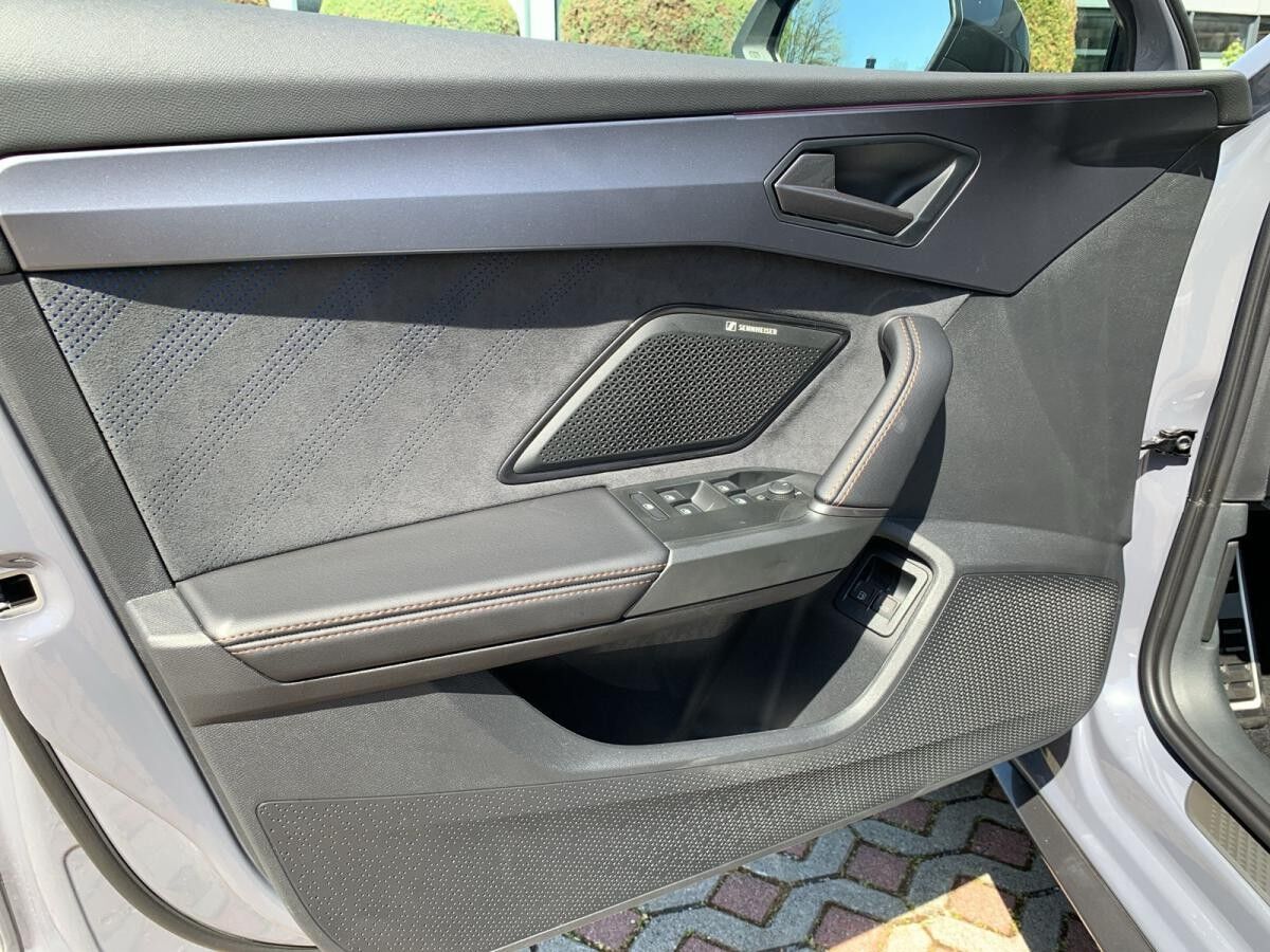 Cupra Leon VZ 1.5 e-HYBRID 200 kW (272 PS) 6-Gang-DSG;HERBSTDEAL!!!AHZV;Matrix;Sennheiser uvm.