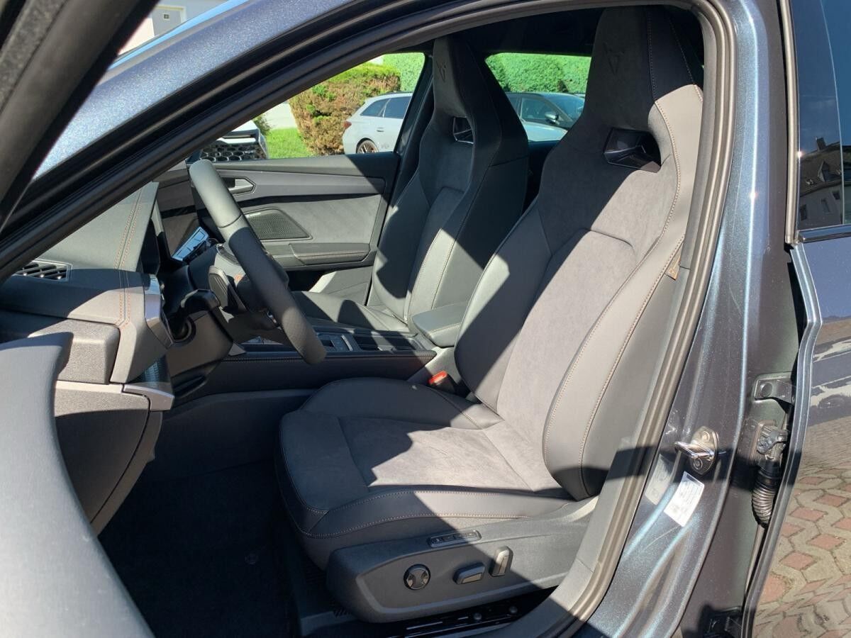 Cupra Leon VZ 2.0 TSI 245 kW (333 PS) 7-Gang-DSG 4Drive;HERBSTDEAL;HD Matrix;Navi;Sennheiser uvm.