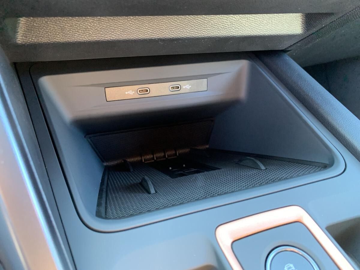 Cupra Leon VZ 2.0 TSI 245 kW (333 PS) 7-Gang-DSG 4Drive;HERBSTDEAL;HD Matrix;Navi;Sennheiser uvm.