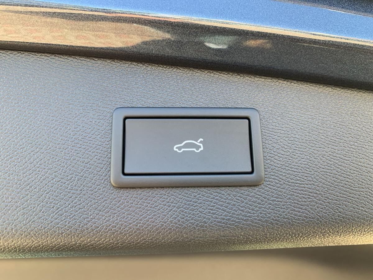 Cupra Leon VZ 2.0 TSI 245 kW (333 PS) 7-Gang-DSG 4Drive;HERBSTDEAL;HD Matrix;Navi;Sennheiser uvm.