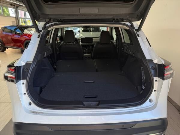 Nissan Qashqai (J12B) 6MT N-Connecta mit Winterpaket + Komfortpaket