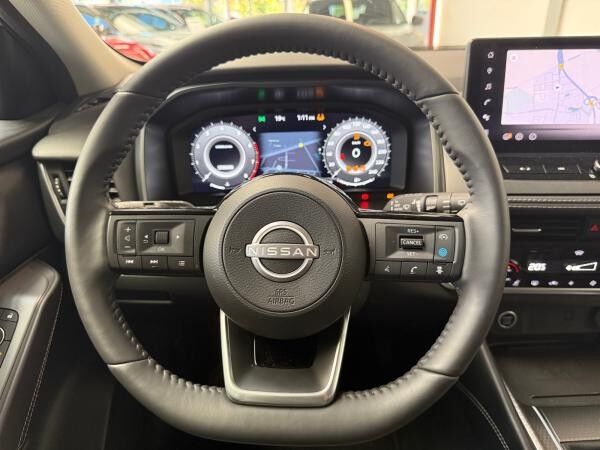 Nissan Qashqai (J12B) 6MT N-Connecta mit Winterpaket + Komfortpaket