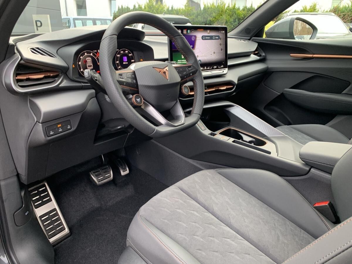 Cupra Terramar 1.5 e-HYBRID 150 kW (204 PS) 6-Gang-DSG;HERBSTDEAL!!;AHZV;Pano;Head-up uvm.