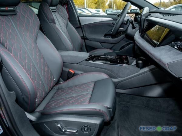 Audi A6 e-tron Avant performance edt one S line /Matr