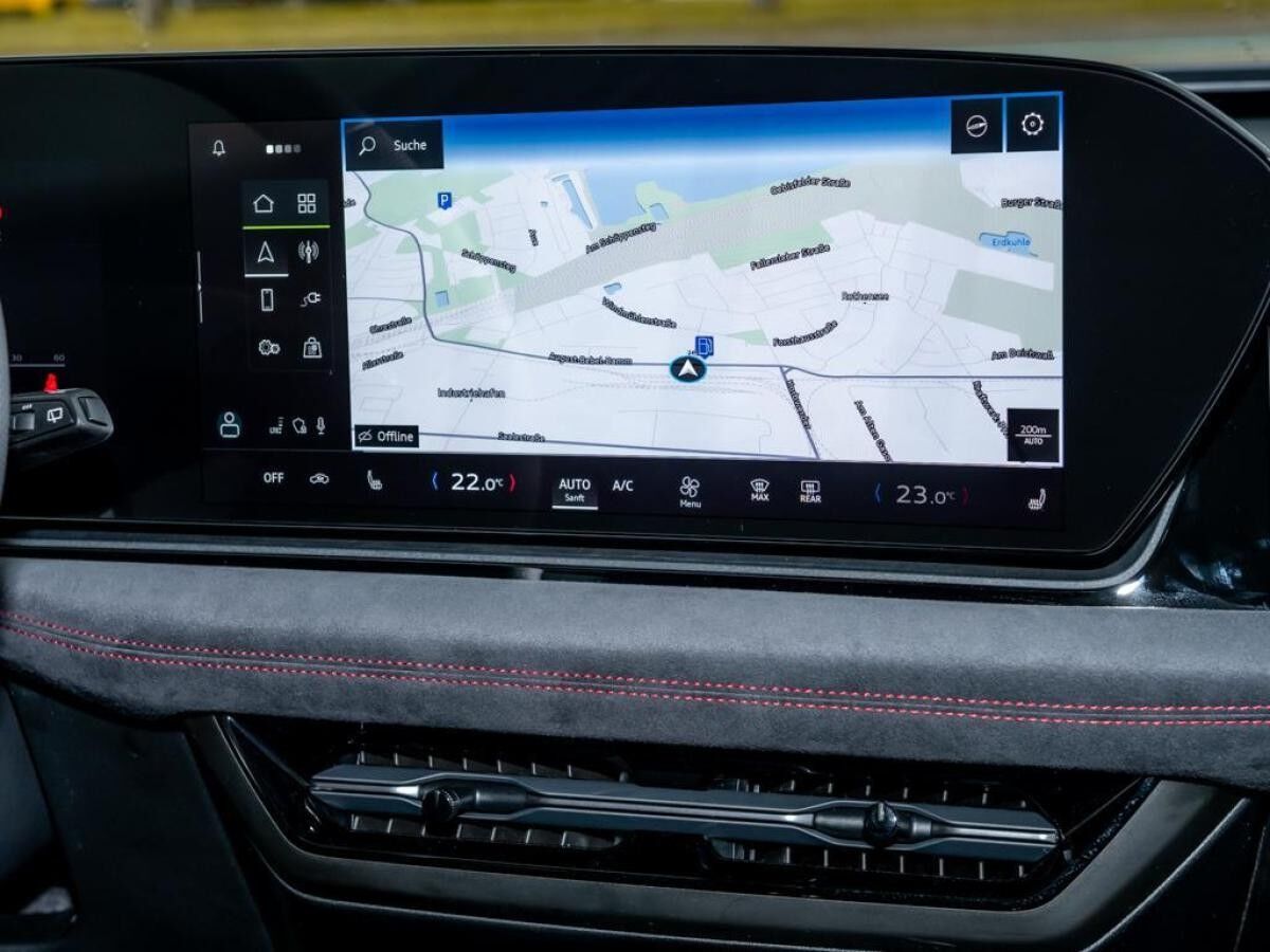 Audi A6 e-tron Avant S line /Matrix/adAir/Pano/HuD/AH