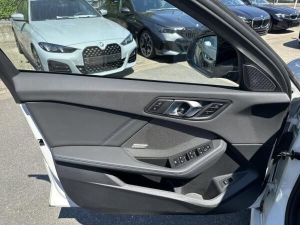 BMW 135 xDrive M Sport || DrivingPro HUD H&K 360°
