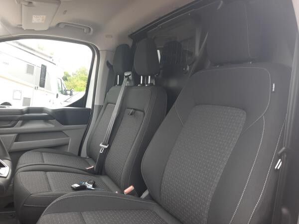 Ford Transit Custom 2.5l PHEV Kasten 320L1 Trend AHK