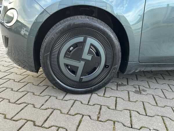 Fiat 500e Giorgio Armani Collector's Edition  inkl. WALLBOX  🌟 Glasdach / JBL / Kamera / Sitzheizung🌟