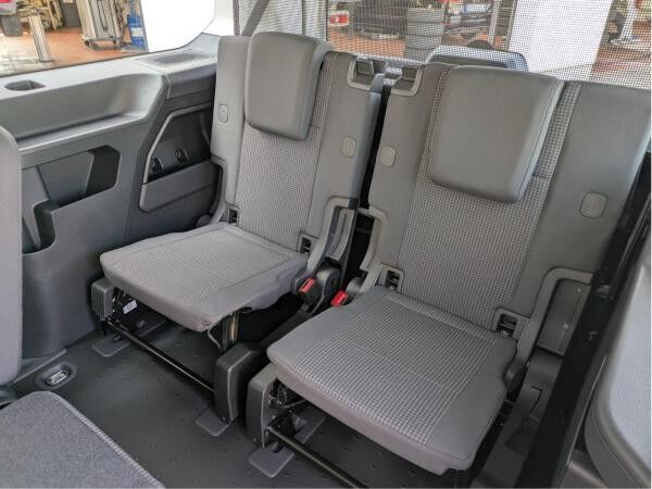 Volkswagen Caddy +sofort verfügbar!+ 7 Sitze, Climatronic, Navi