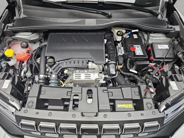 Jeep Avenger 1.2 GSE T3 ALTITUDE MJ25 WINTER PAKET ALLWETTERREIFEN