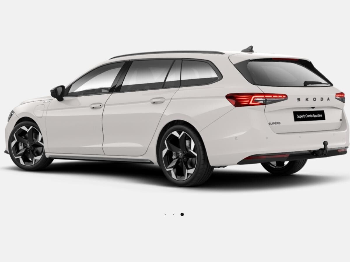 Skoda Superb Combi Hybrid Sportline *Lager*, inkl. Winterreifen, AHK, ACC, Navi, ....