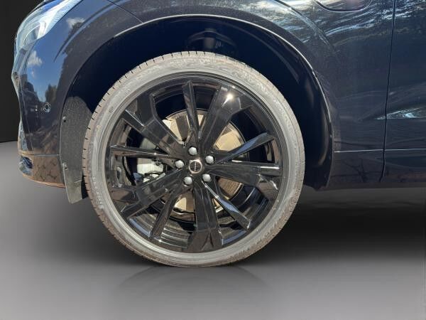 Volvo XC60 T8 AWD Ultra Black Edition