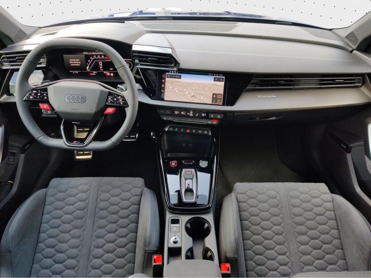 Audi RS3 RS 3 Sportback INDIVIDUAL*280kmh*RSAbgas*Schalen