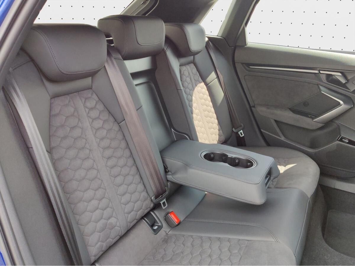 Audi RS3 RS 3 Sportback INDIVIDUAL*280kmh*RSAbgas*Schalen