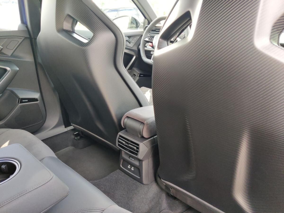 Audi RS3 RS 3 Sportback INDIVIDUAL*280kmh*RSAbgas*Schalen