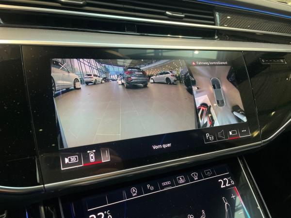 Audi A8 50 TDI qu. S line Matrix HuD Pano AHK StandHZ