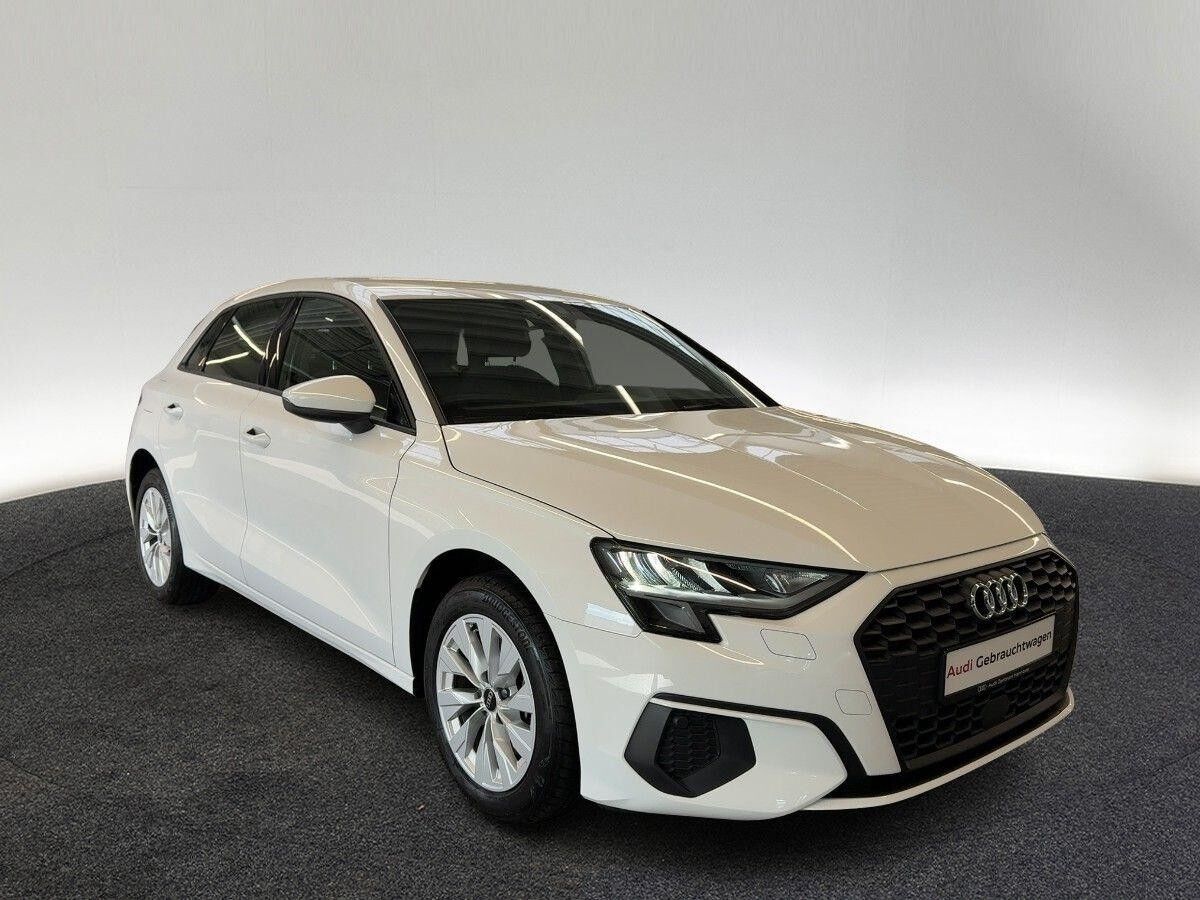 Audi A3 Sportback 40 TFSIe LED Keyless DAB virtual