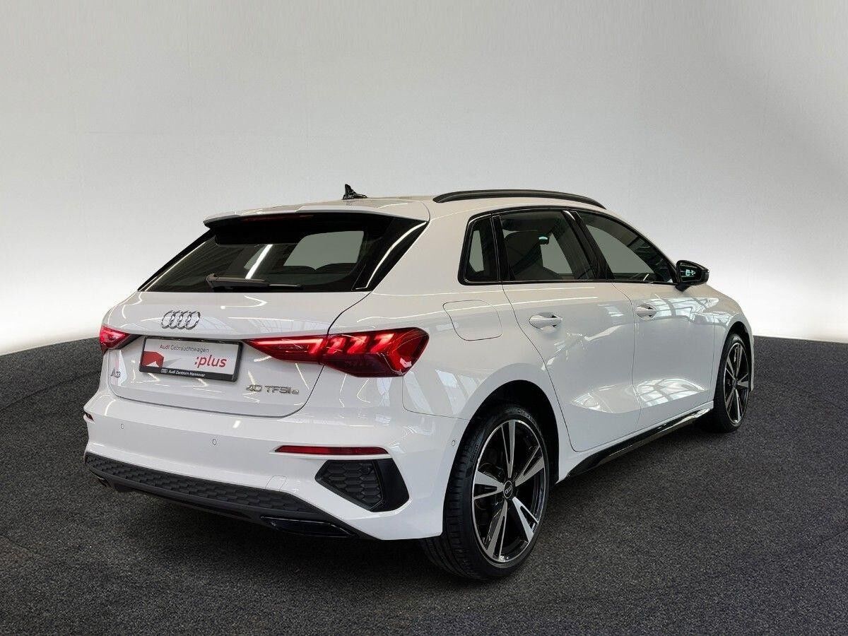 Audi A3 Sportback e-tron S line 40 TFSI Matrix Navi virtual Teilleder