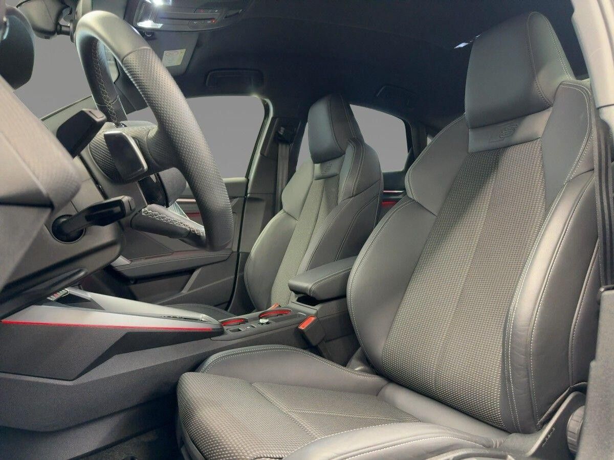 Audi S3 Limousine 2.0 TFSI Kamera ACC LED virtual Navi