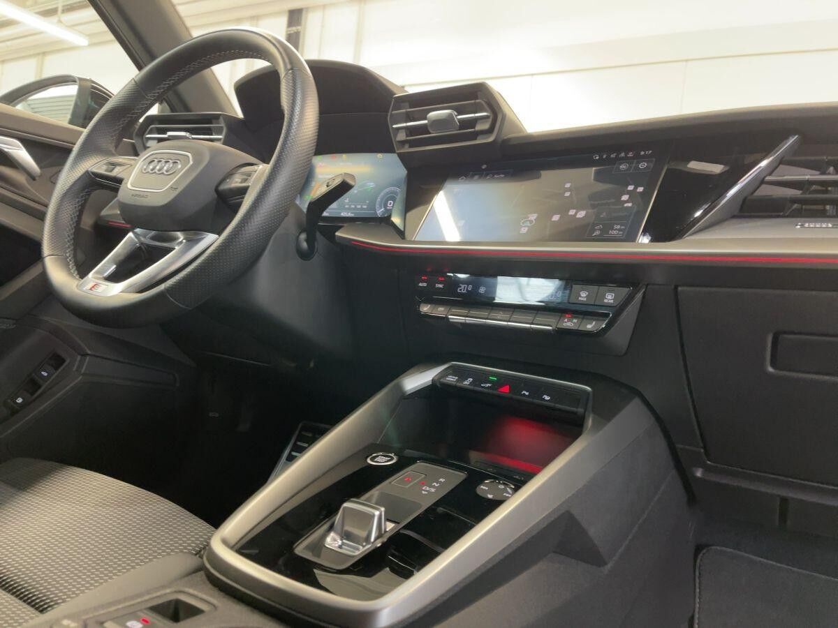 Audi A3 Sportback e-tron S line 40 TFSI Matrix Navi virtual Teilleder