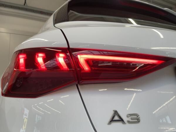 Audi A3 Sportback e-tron S line 40 TFSI Matrix Navi virtual Teilleder