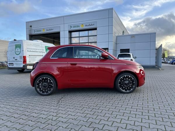 Fiat 500e La Prima  🌟 LED / NAVI / Kamera / Sitzheizung🌟