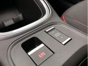 Fiat 600 E Red 54 kWh PDC LED Klimaautomatik