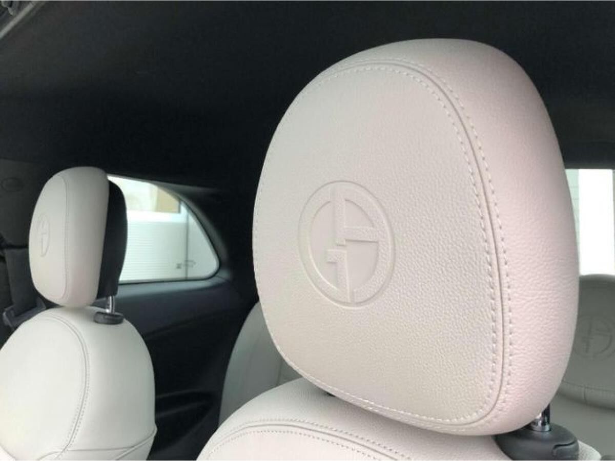 Fiat 500 Giorgio Armani Collector s Edition