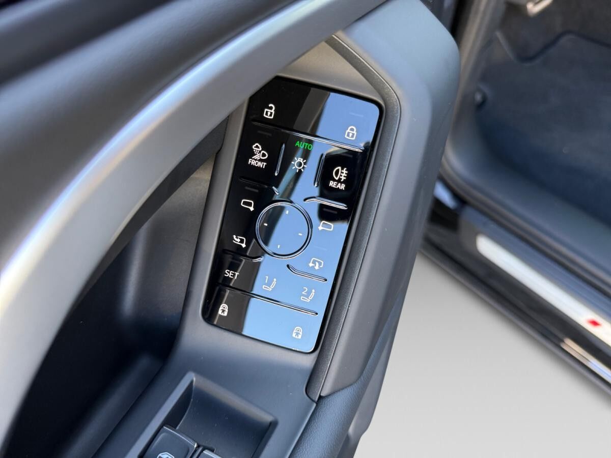 Audi Q5 SUV e-hybrid quattro Audi Q5 SUV e-hybrid quattro