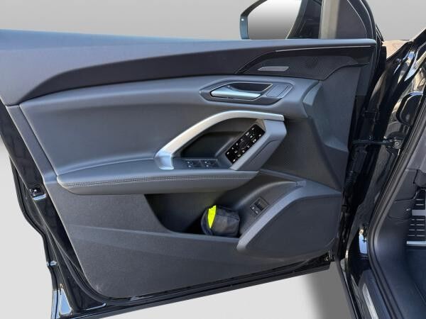 Audi Q5 SUV e-hybrid quattro