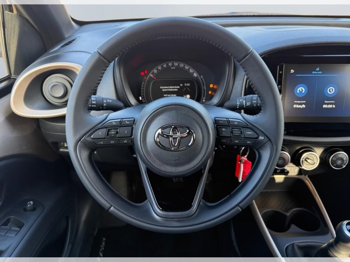 Toyota Aygo X  Teamplayer*Sitzheizung*Klima*Kamera 🔥195,00€*schnell verfügbar - Farbe wählbar🔥Schaltgetriebe