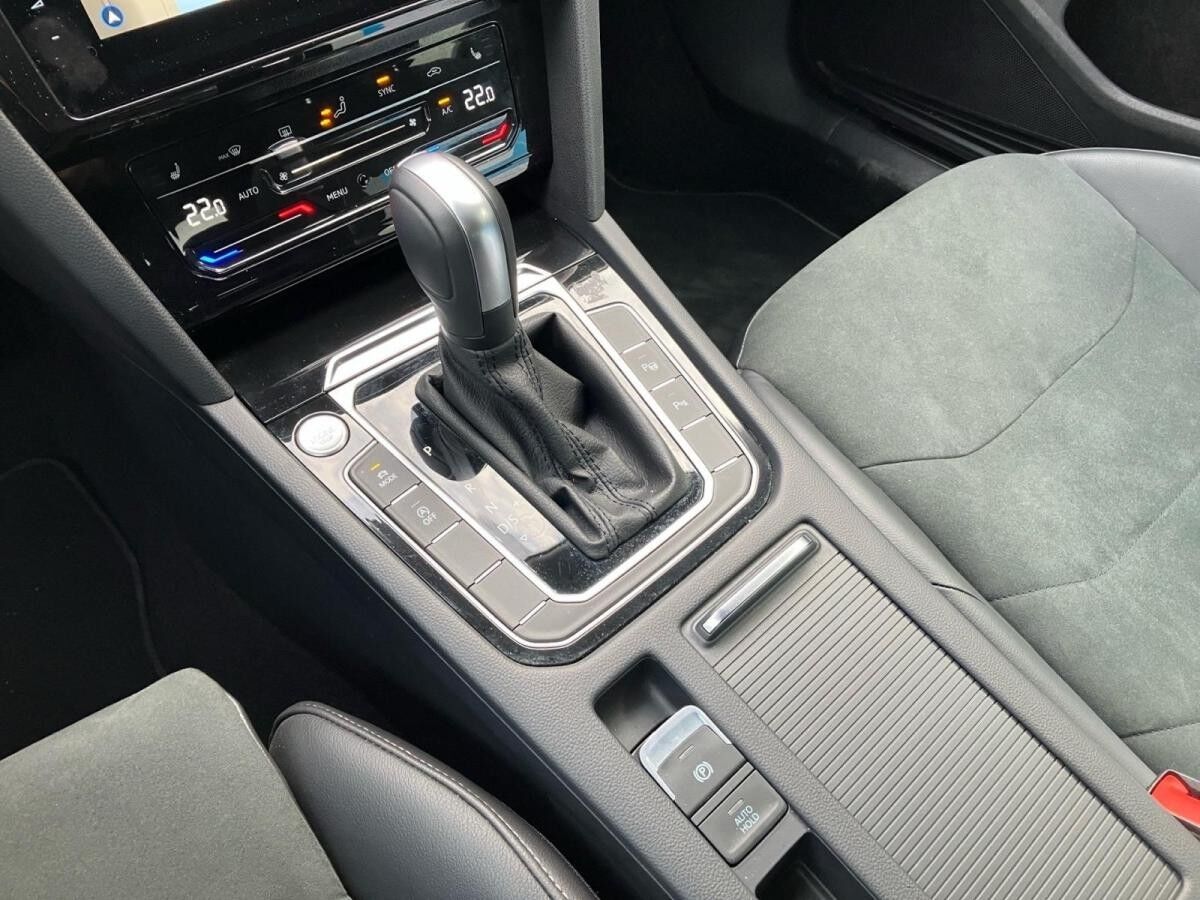 Volkswagen Arteon Shootingbrake ELEGANCE 2.0TSI DSG NAVI.AHK.KAMERA.IQ-LIGHT.IQ-DRIVE