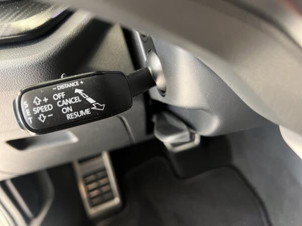 Skoda Octavia Combi RS Navi AHK Pano 360 eHeck Canton