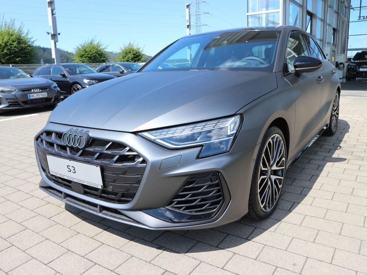 Audi S3 Sportback TFSI S tronic*MATT*PANO*MATRIX*
