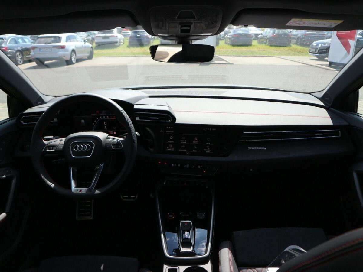 Audi S3 Sportback TFSI S tronic*MATT*PANO*MATRIX*