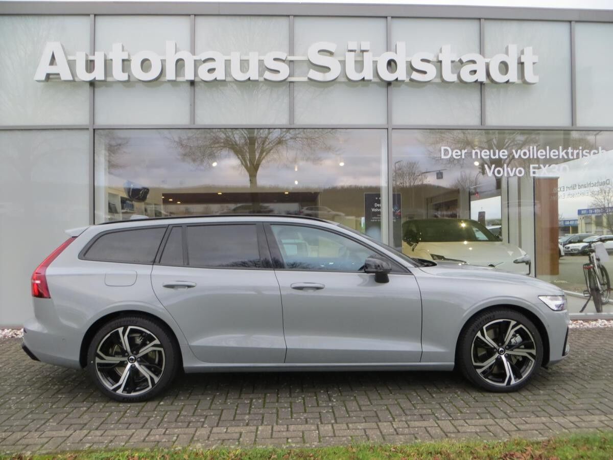 Volvo V60 Volvo V60 T6 AWD Plug-in Hybrid Plus Dark ACC BLIS®