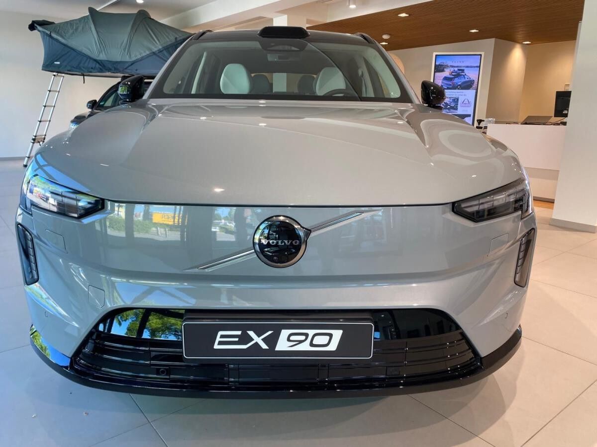 Volvo EX90 Twin Performance Ultra, 22", Luftfahr., AHK, Pilot-Assist