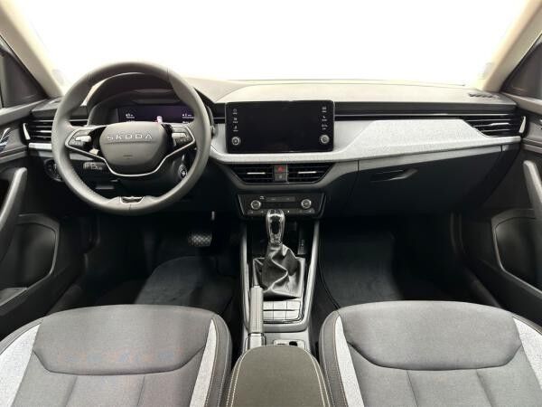 Skoda Kamiq Kamiq 1.0 TSI DSG - Tour *Automatik *Anhängekupplung