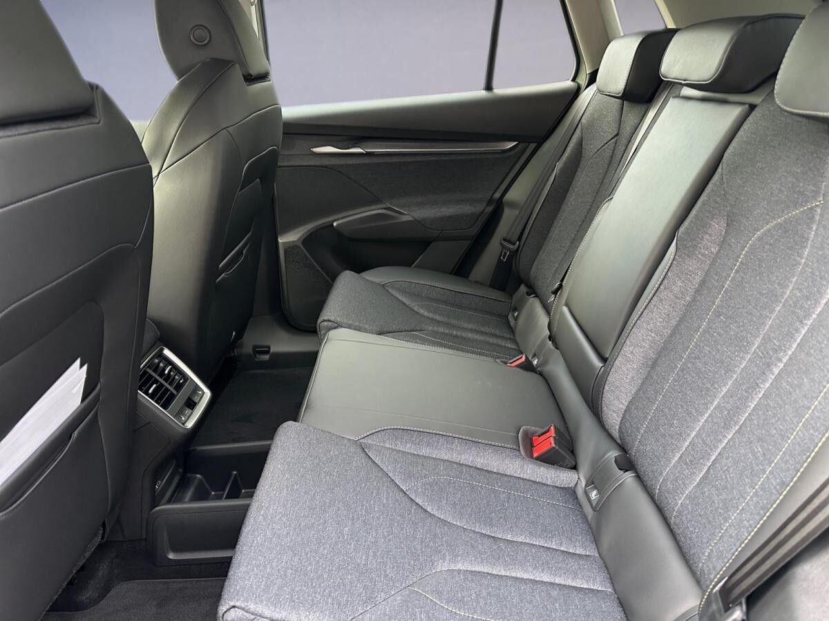 Skoda Elroq 85/Loft/Clever/AHZV/Winter/Wärmepumpe