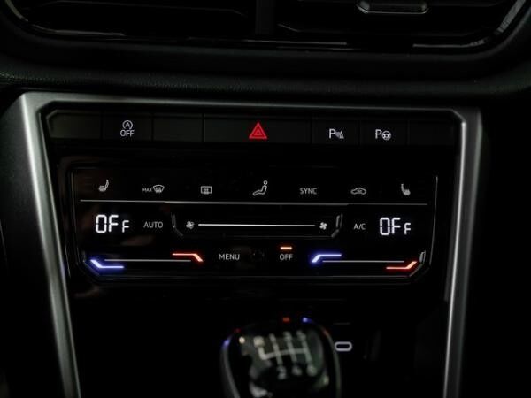 Volkswagen T-Roc 1,0 TSI Life R-Kamera LED NaviMedia Parkassist LMR